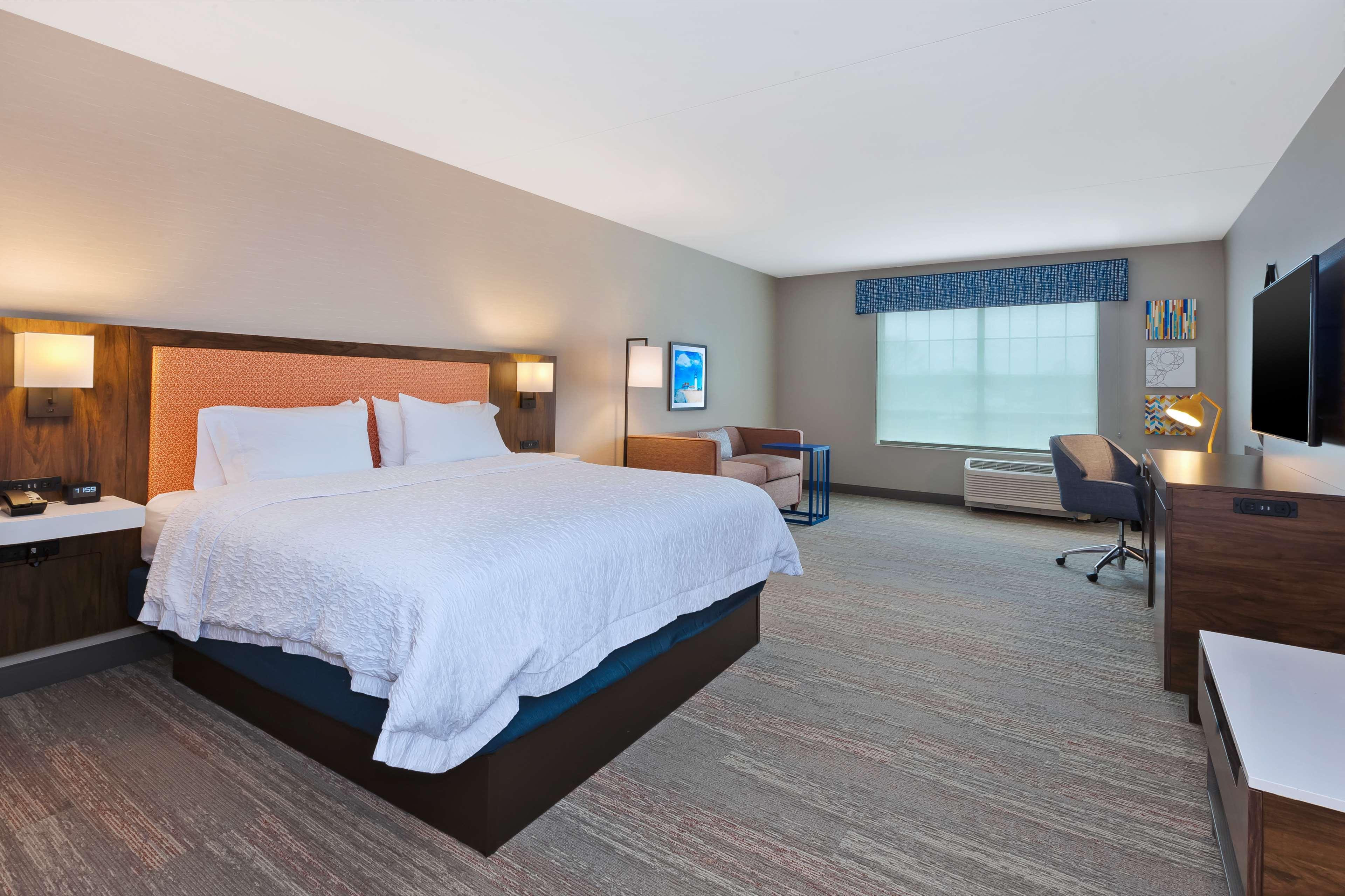Hampton Inn Cape Cod Canal Борн Экстерьер фото
