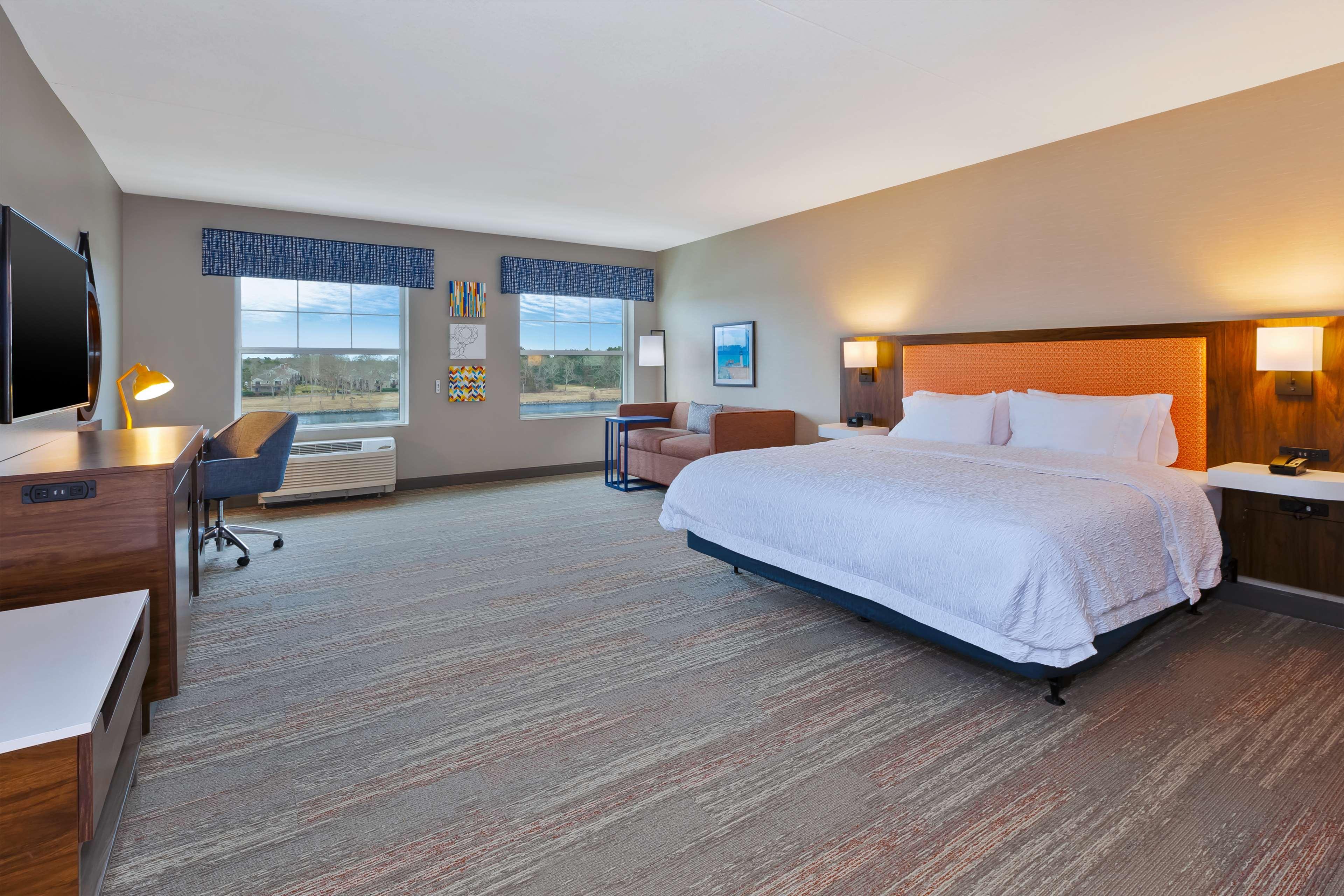 Hampton Inn Cape Cod Canal Борн Экстерьер фото