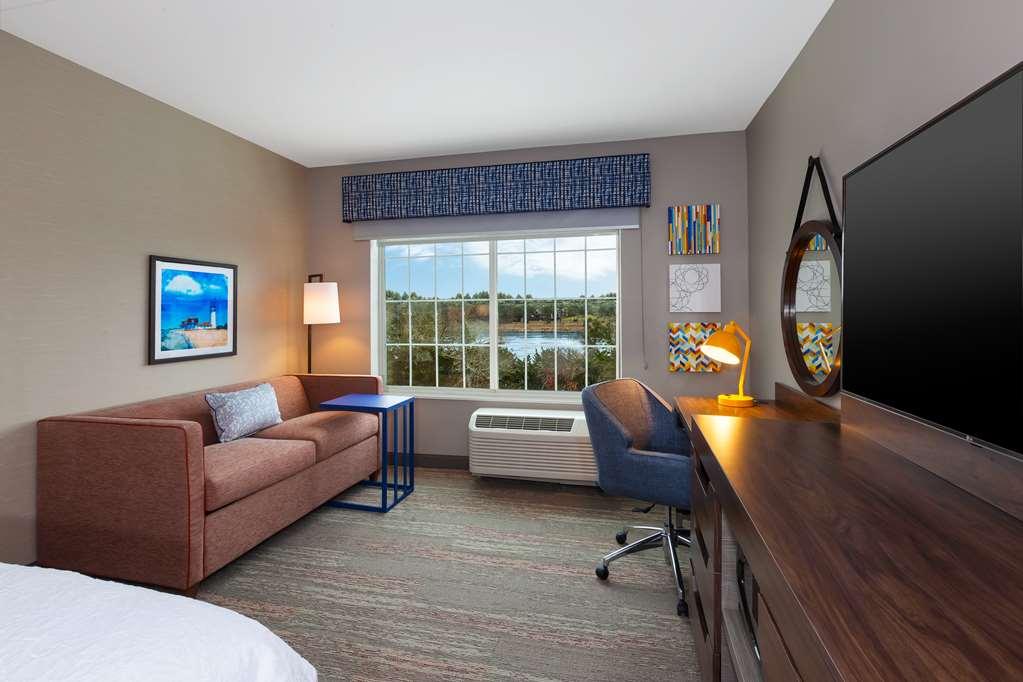 Hampton Inn Cape Cod Canal Борн Номер фото