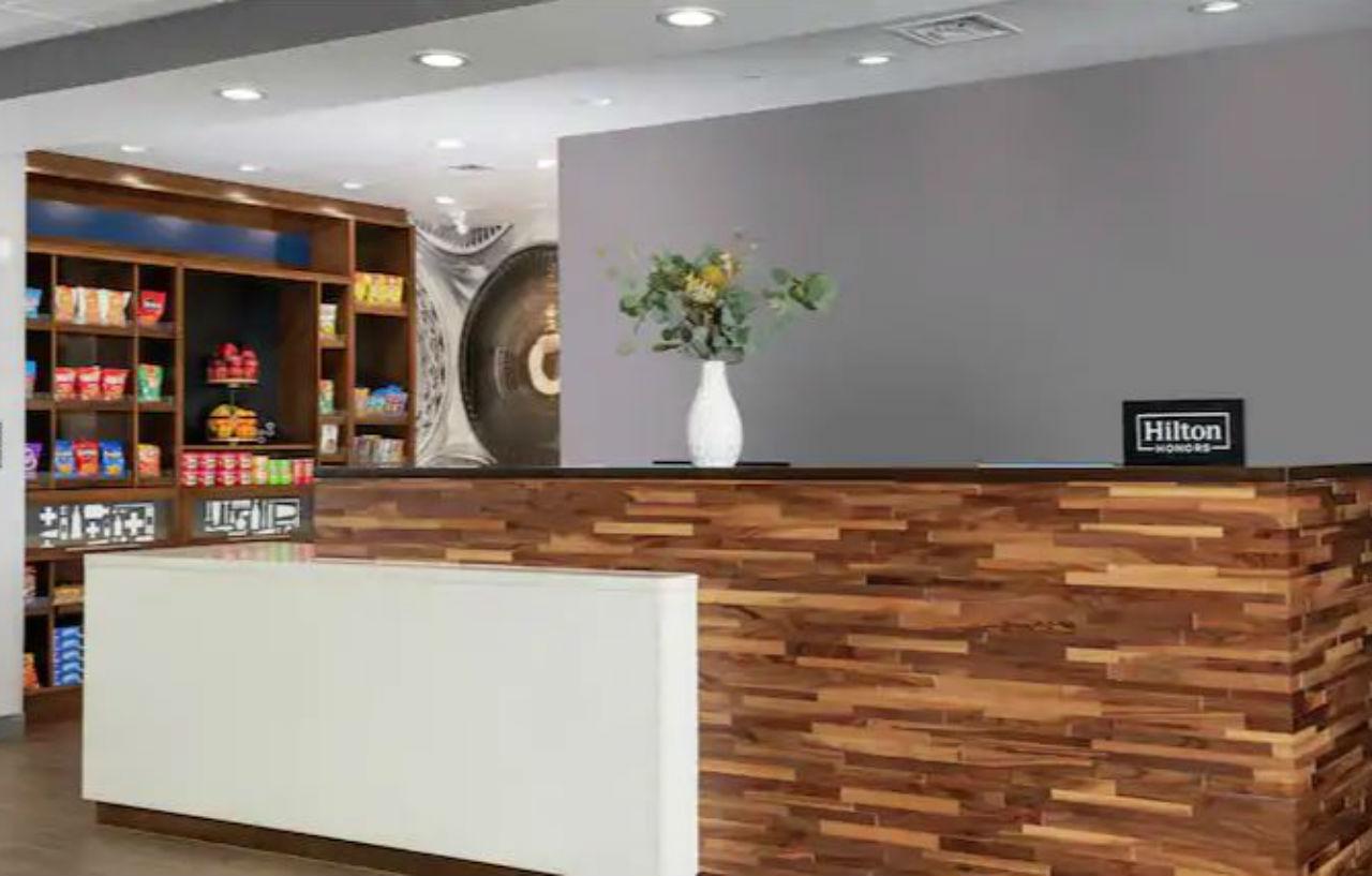 Hampton Inn Cape Cod Canal Борн Экстерьер фото